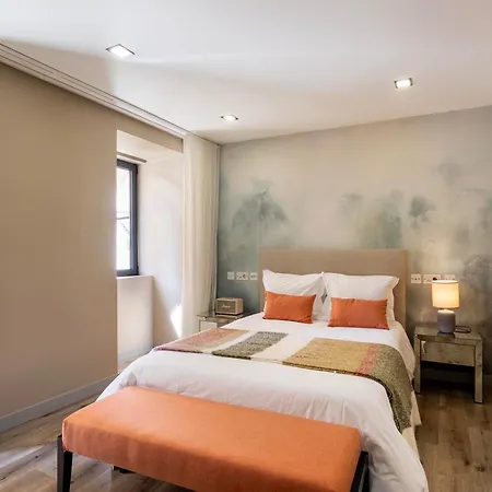 Charm Flats-3